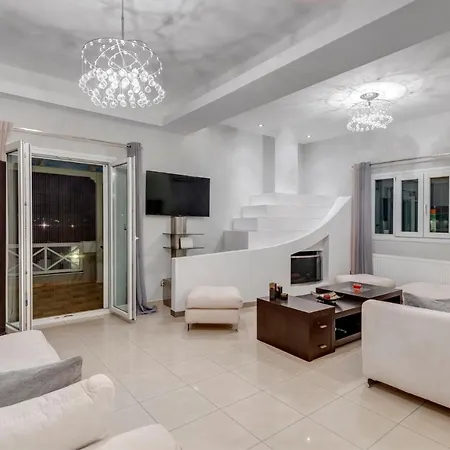 Aelia Villa